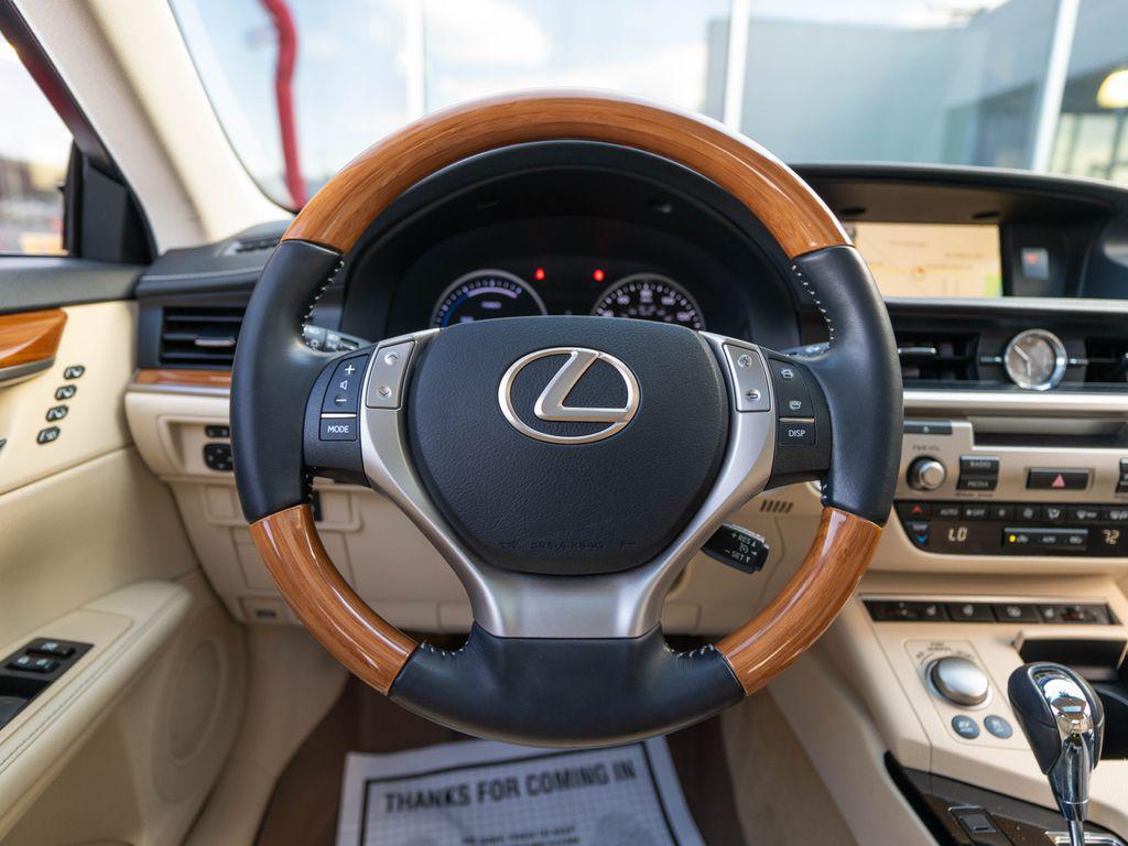 used 2013 Lexus ES 300h car, priced at $16,001