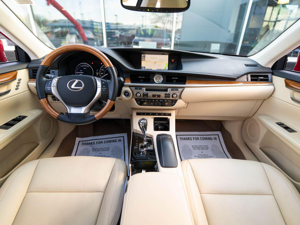 used 2013 Lexus ES 300h car, priced at $16,001