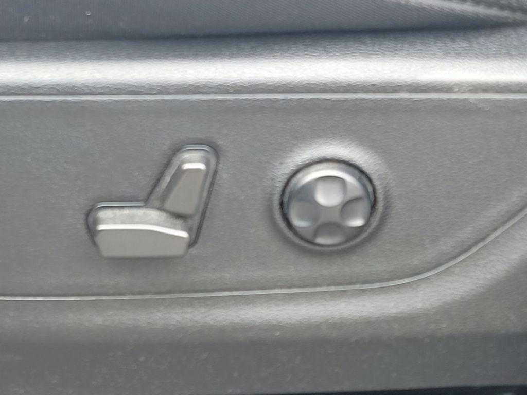used 2021 Ram 1500 car, priced at $31,348