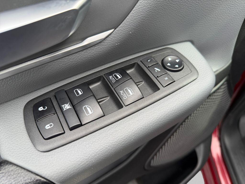 used 2021 Ram 1500 car, priced at $30,514