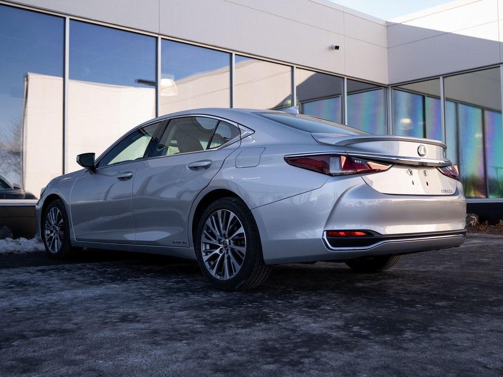 used 2020 Lexus ES 300h car, priced at $31,609