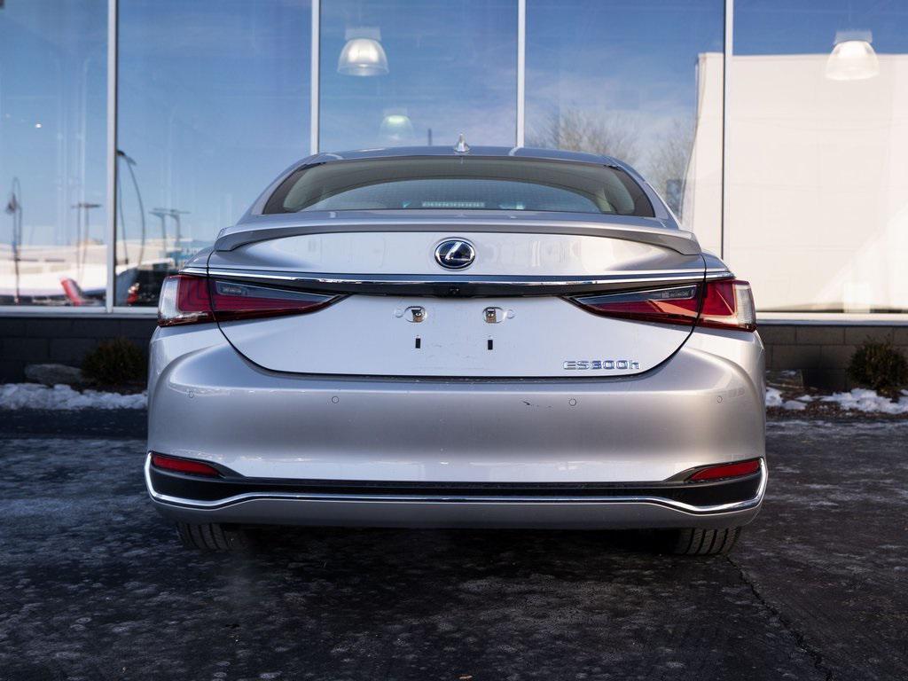 used 2020 Lexus ES 300h car, priced at $31,609