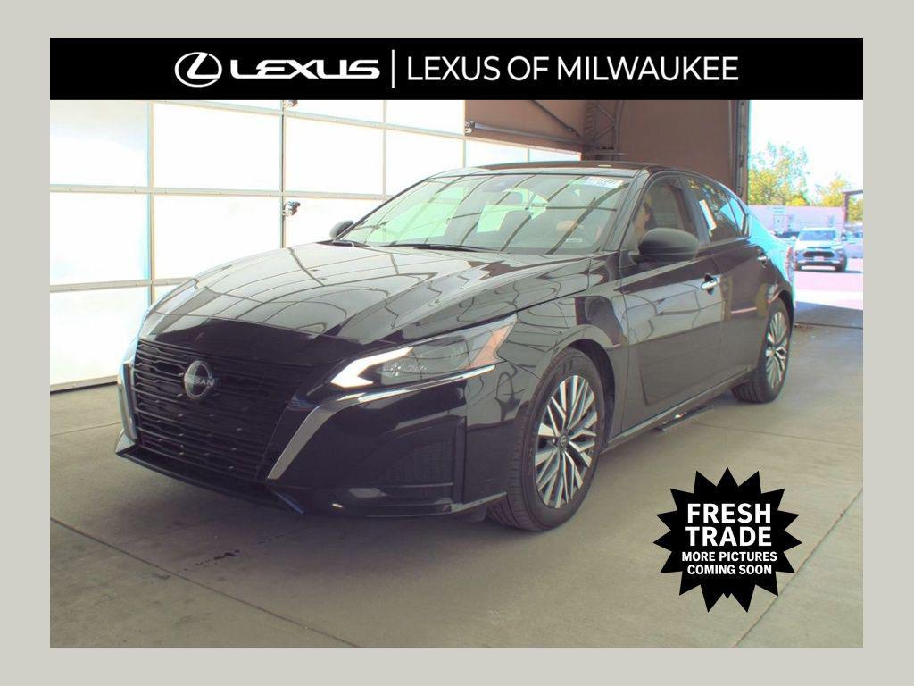 used 2025 Nissan Altima car, priced at $21,991