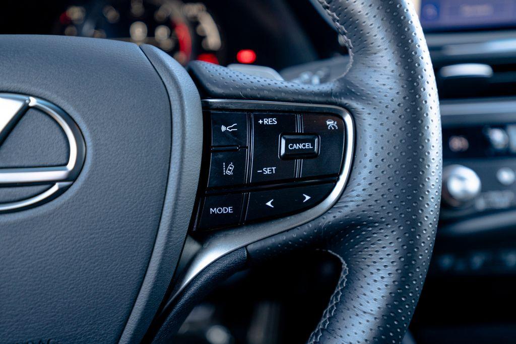 used 2025 Lexus ES 350 car, priced at $48,567