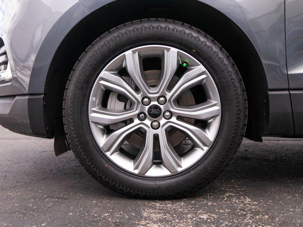 used 2024 Ford Edge car, priced at $23,513