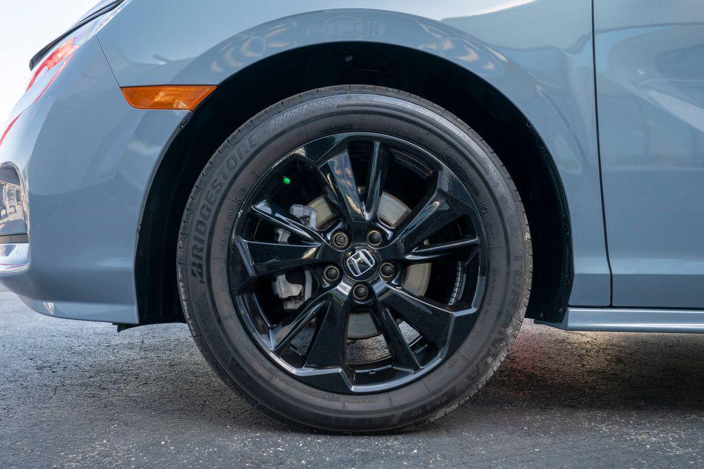 used 2024 Honda Odyssey car, priced at $38,108