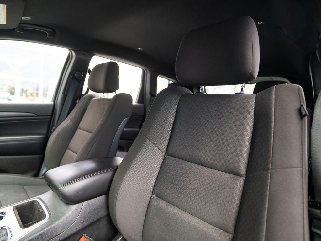 used 2021 Jeep Grand Cherokee car, priced at $20,337