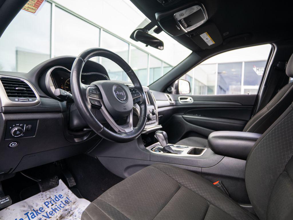 used 2021 Jeep Grand Cherokee car, priced at $20,337