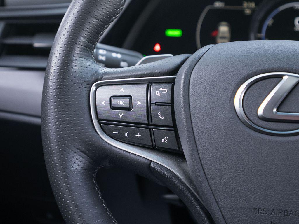 used 2022 Lexus ES 300h car, priced at $36,843