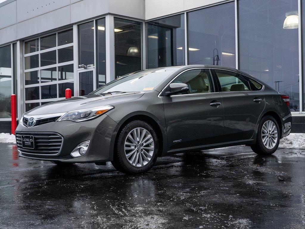 used 2013 Toyota Avalon Hybrid car, priced at $9,100