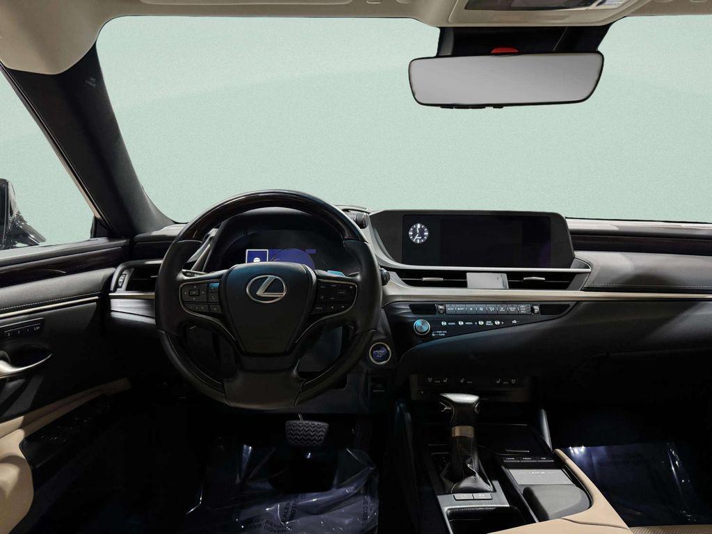 used 2021 Lexus ES 300h car, priced at $32,216