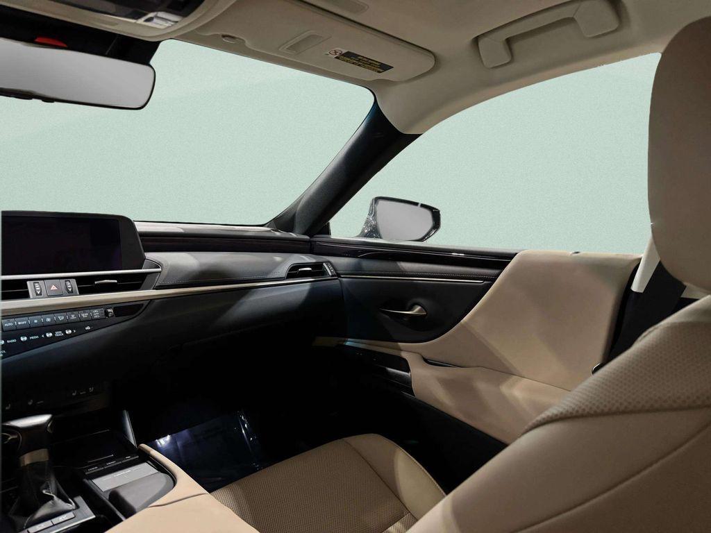 used 2021 Lexus ES 300h car, priced at $32,216