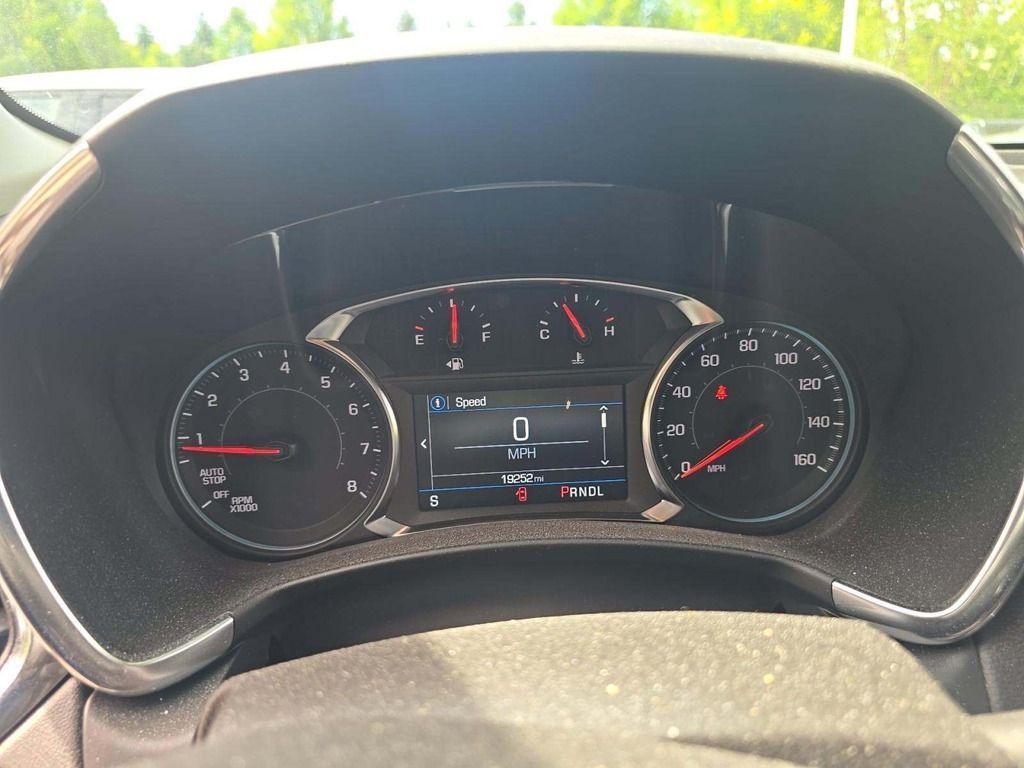 used 2024 Chevrolet Equinox car, priced at $24,405