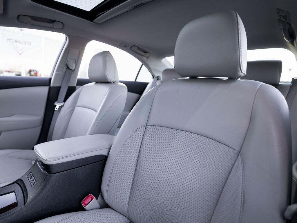 used 2011 Lexus ES 350 car, priced at $10,462