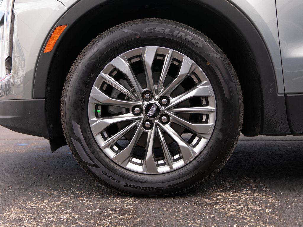 used 2024 Cadillac XT4 car, priced at $26,517