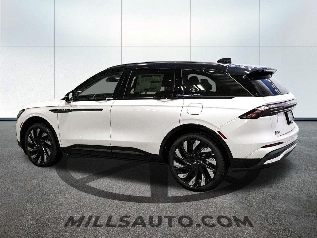 new 2026 Lincoln Nautilus car, priced at $69,658