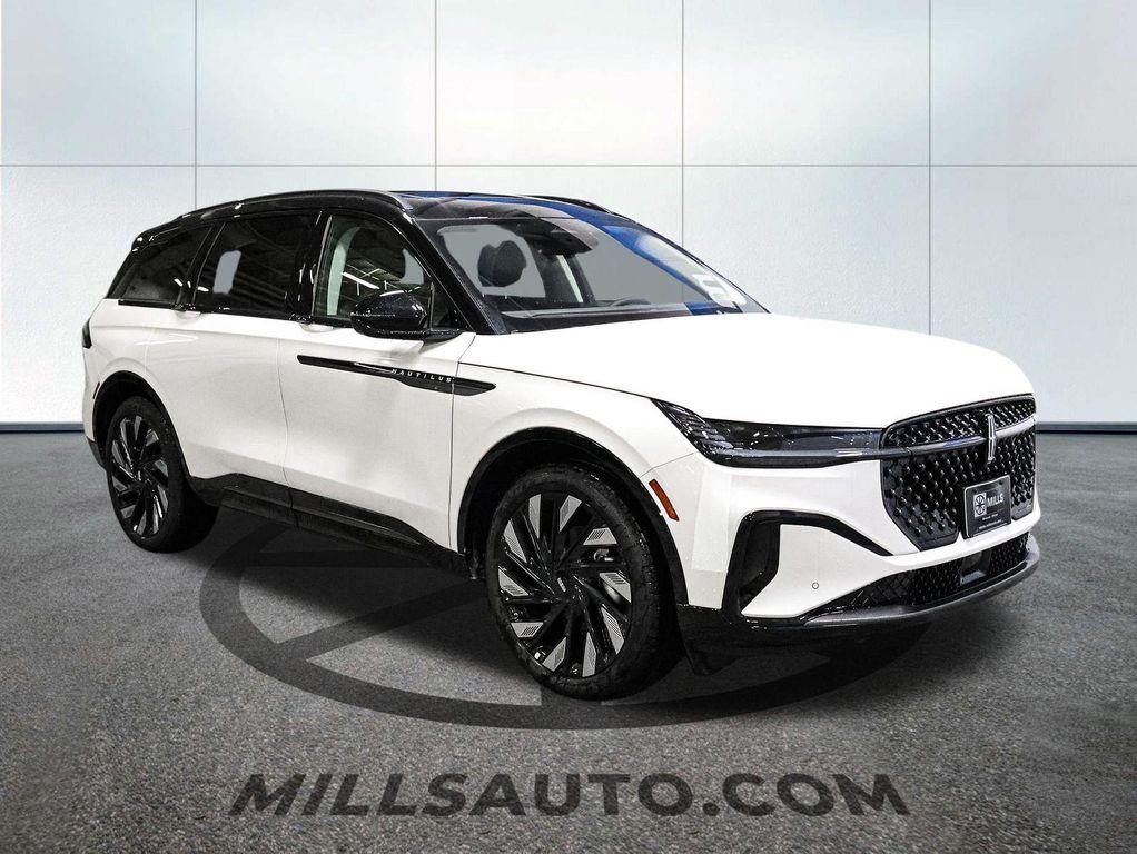 new 2026 Lincoln Nautilus car, priced at $69,658