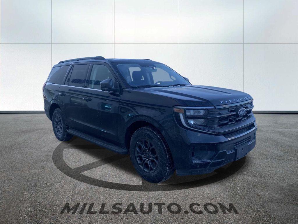 used 2025 Ford Expedition car, priced at $59,191