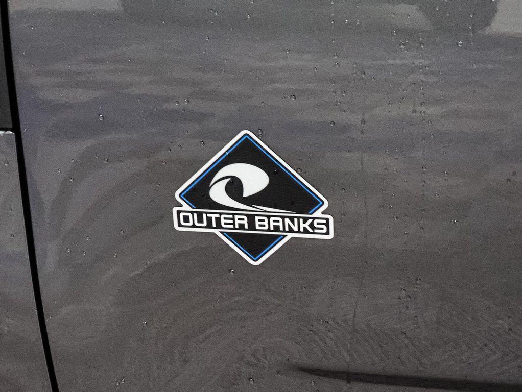 new 2025 Ford Bronco Sport car, priced at $37,267