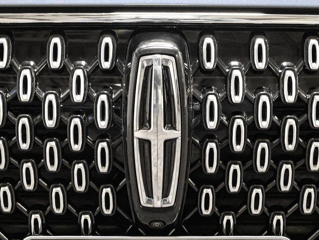 new 2026 Lincoln Aviator car, priced at $83,059