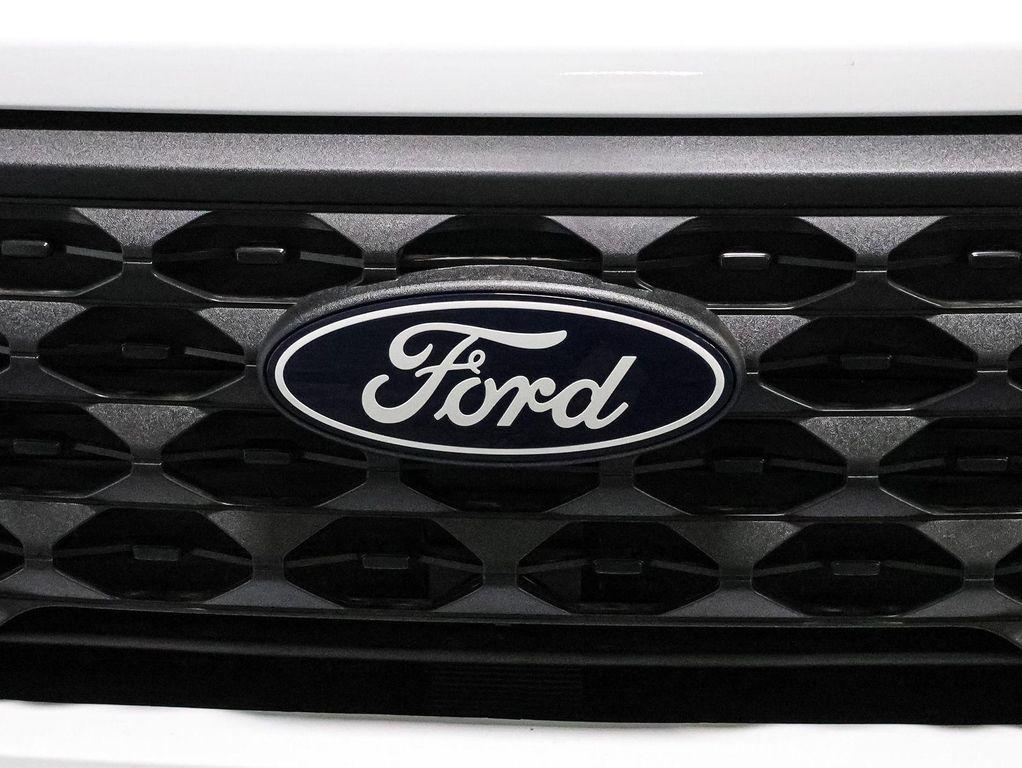 new 2025 Ford Maverick car, priced at $27,999