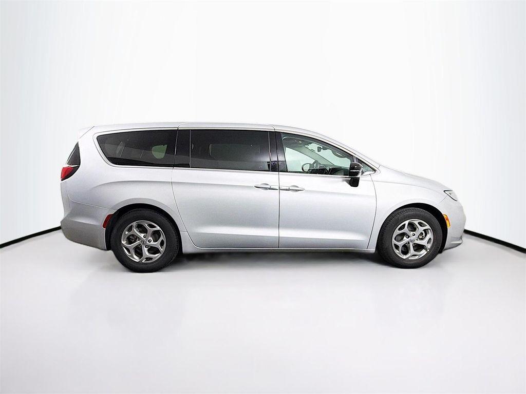 used 2024 Chrysler Pacifica car, priced at $36,214