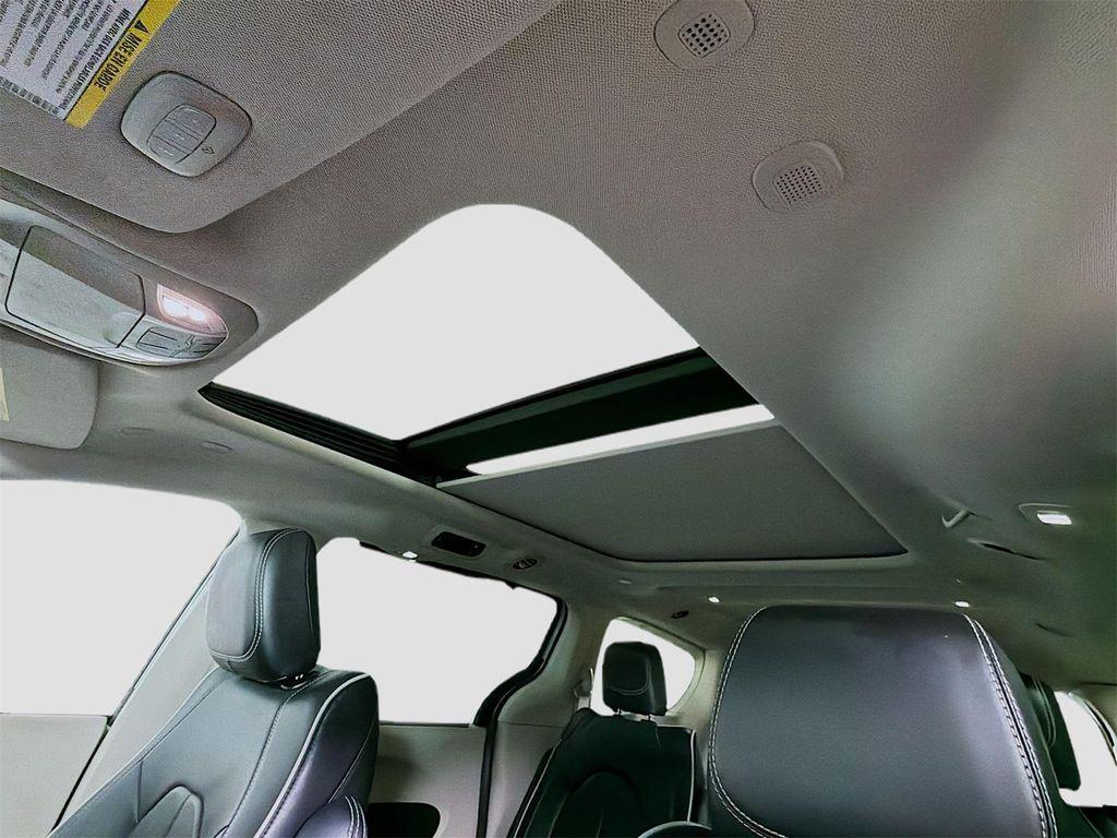 used 2024 Chrysler Pacifica car, priced at $36,214