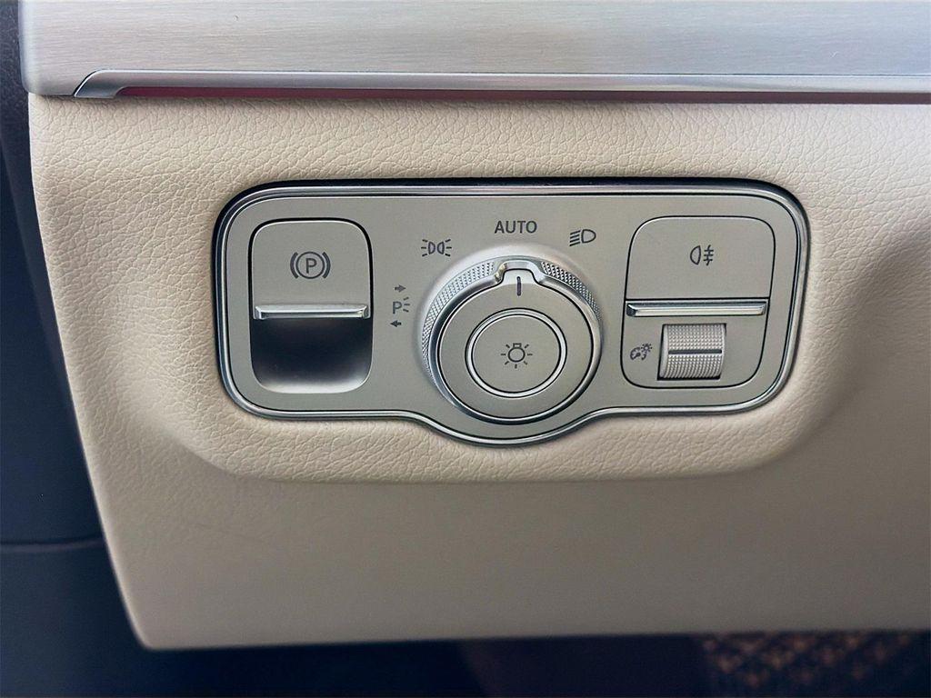 used 2020 Mercedes-Benz GLE 350 car, priced at $29,995