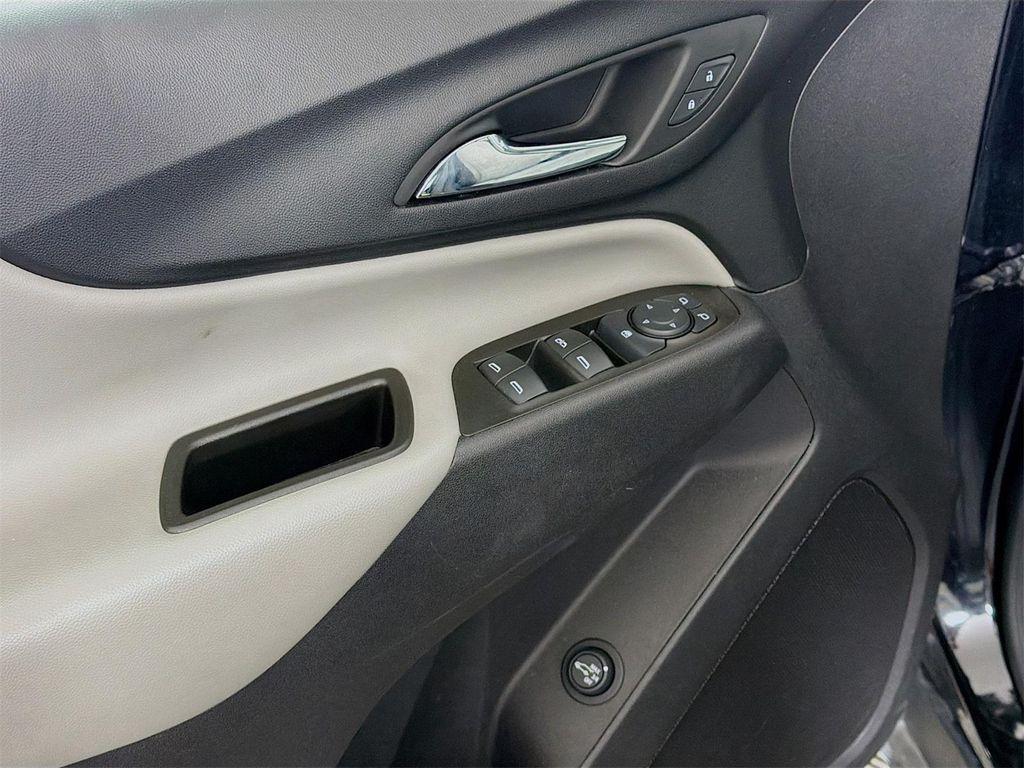 used 2024 Chevrolet Equinox car, priced at $22,320