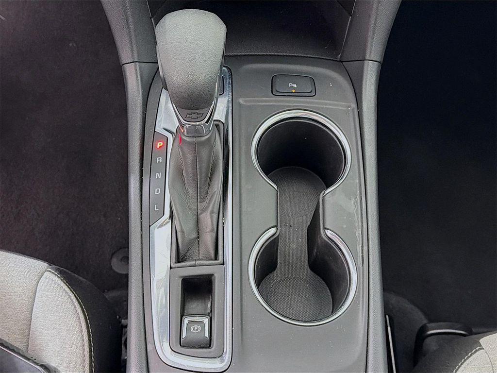 used 2024 Chevrolet Equinox car, priced at $22,320