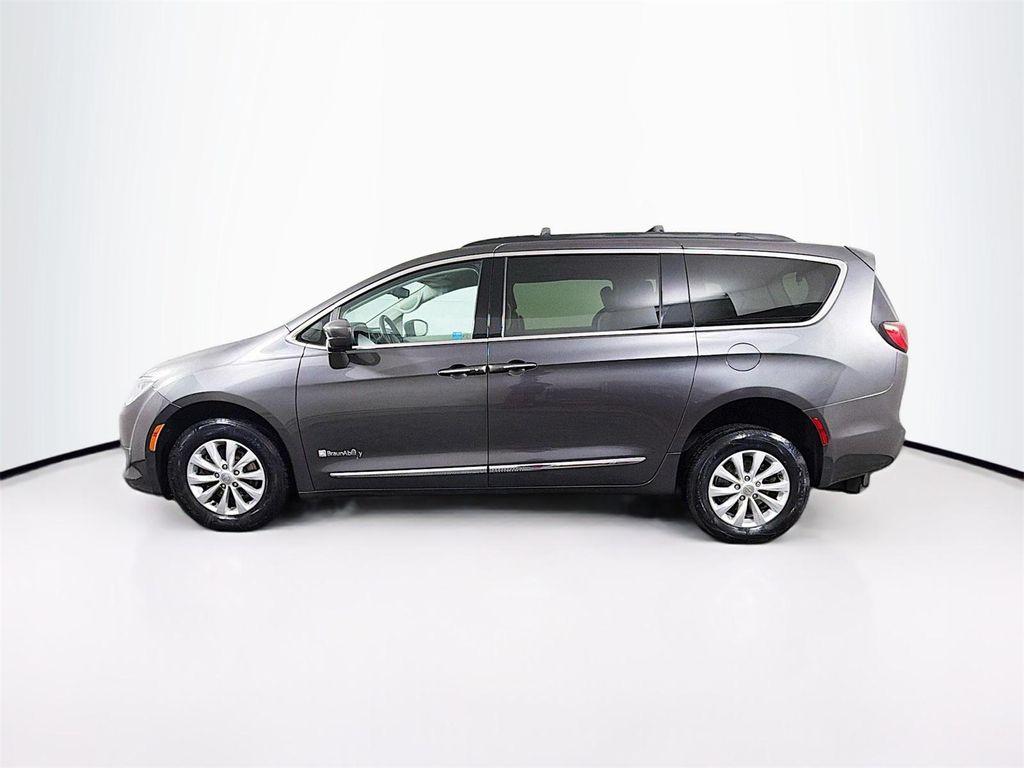used 2017 Chrysler Pacifica car, priced at $36,575