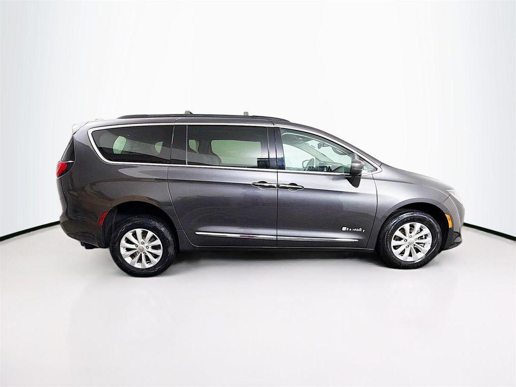 used 2017 Chrysler Pacifica car, priced at $36,575