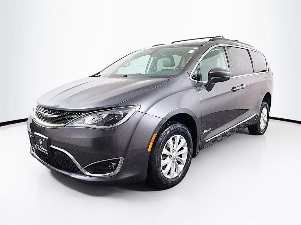 used 2017 Chrysler Pacifica car, priced at $36,575