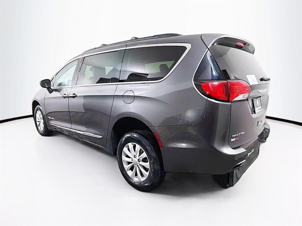used 2017 Chrysler Pacifica car, priced at $36,575