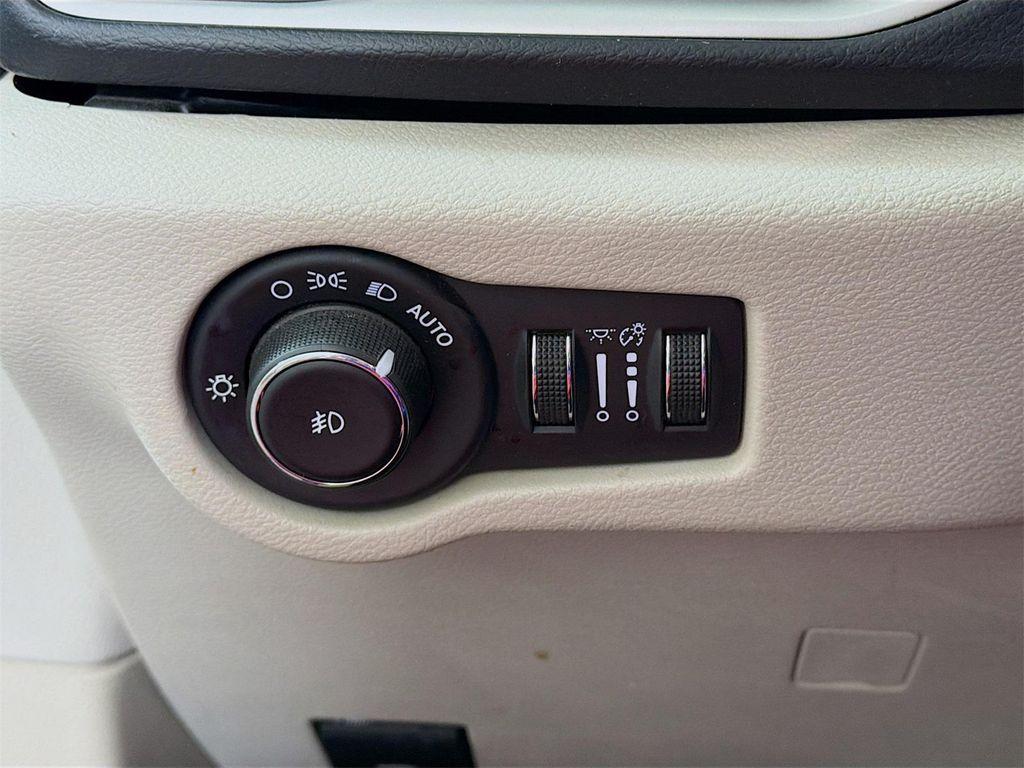 used 2017 Chrysler Pacifica car, priced at $36,575