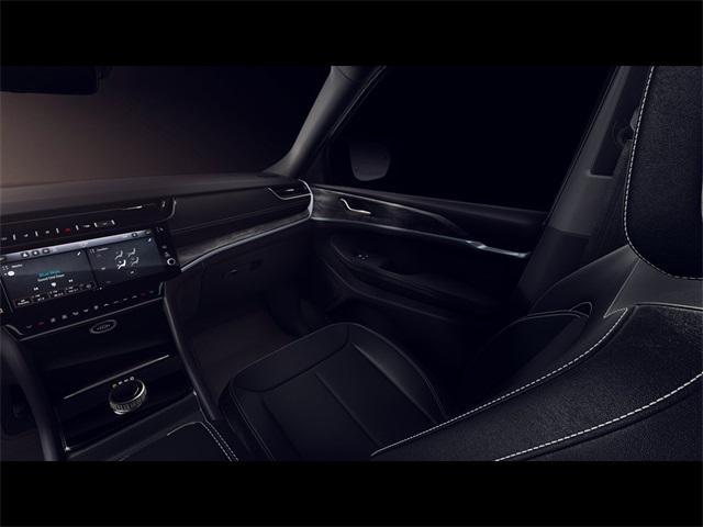 new 2026 Jeep Grand Cherokee car, priced at $48,025