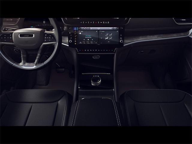 new 2026 Jeep Grand Cherokee car, priced at $48,025