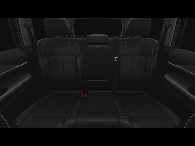 new 2025 Jeep Grand Cherokee car, priced at $47,808