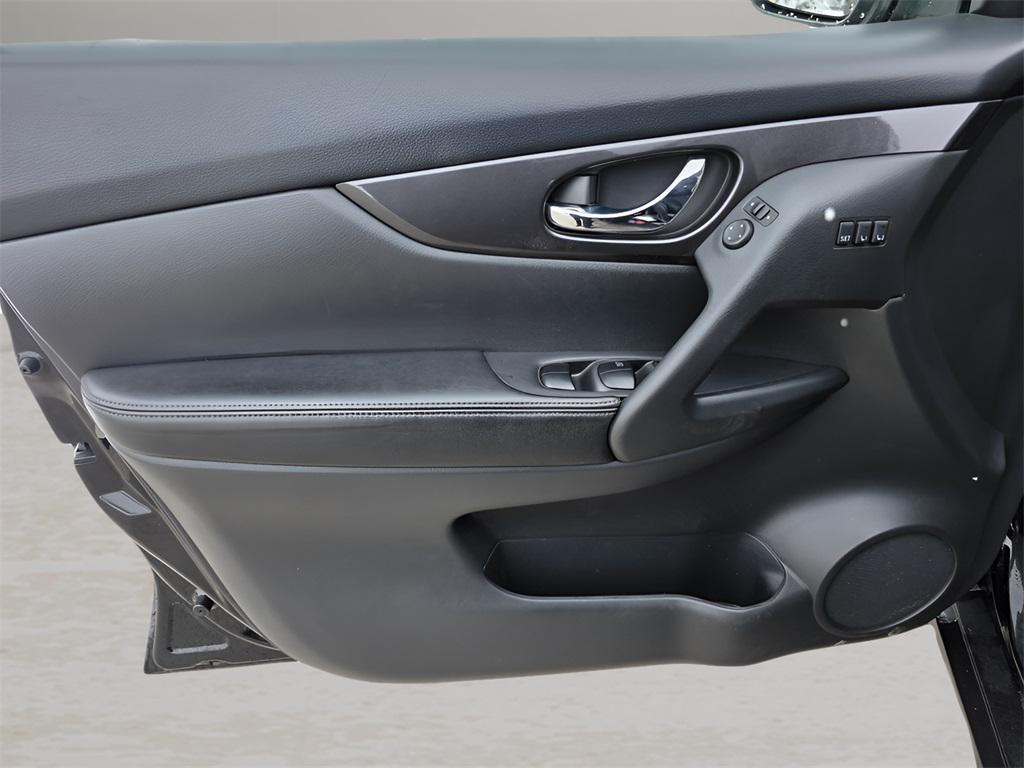 used 2018 Nissan Rogue car, priced at $14,566