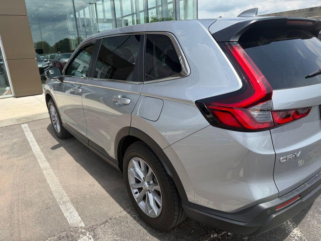 used 2023 Honda CR-V car, priced at $32,366
