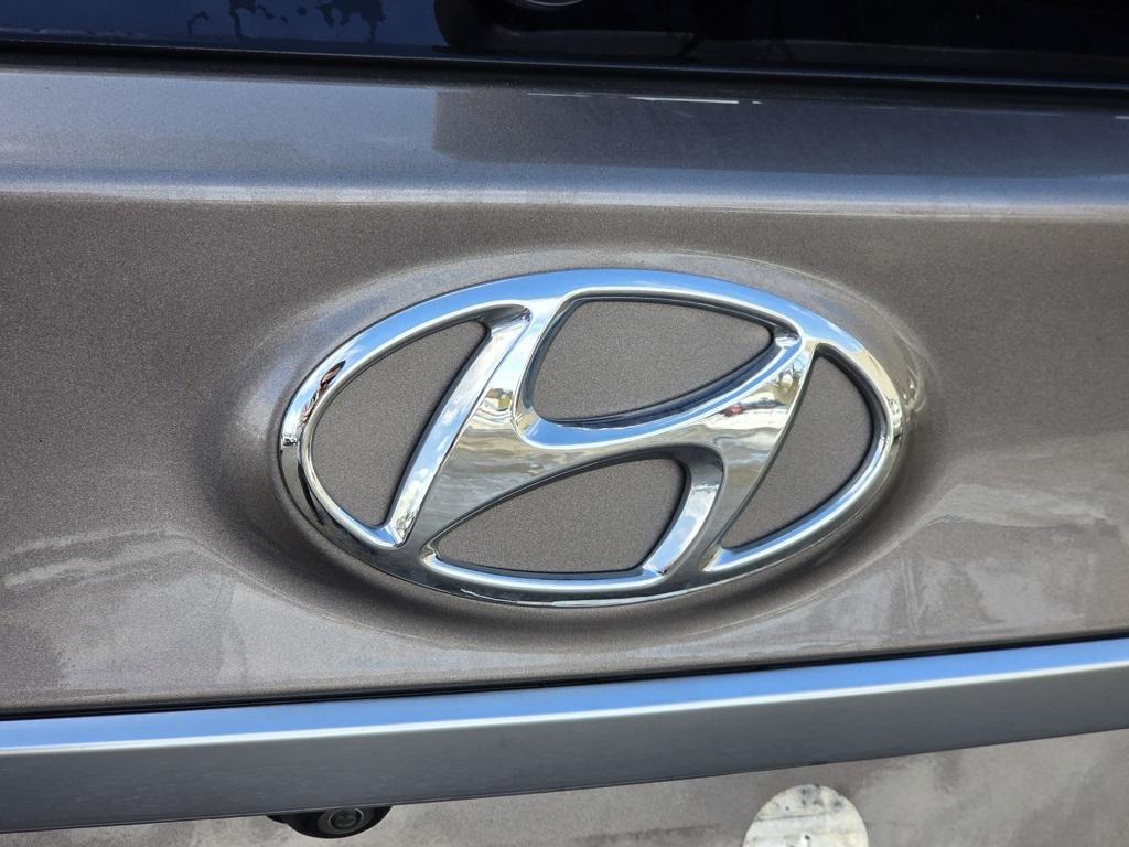 used 2020 Hyundai Santa Fe car, priced at $18,166