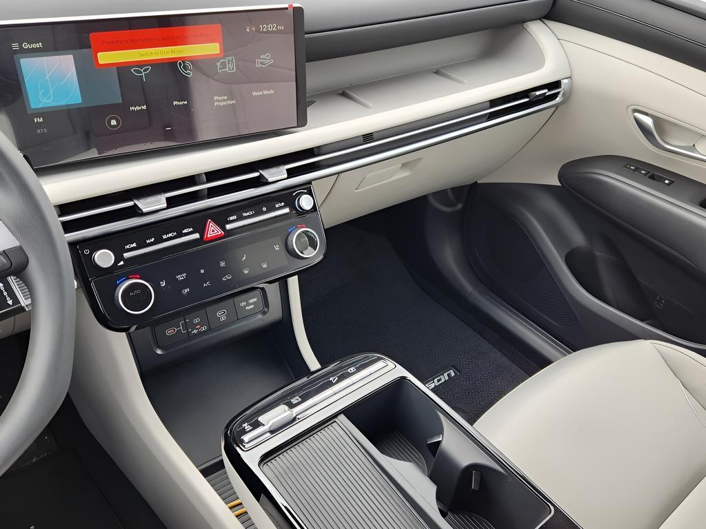 new 2026 Hyundai TUCSON Hybrid car, priced at $33,506