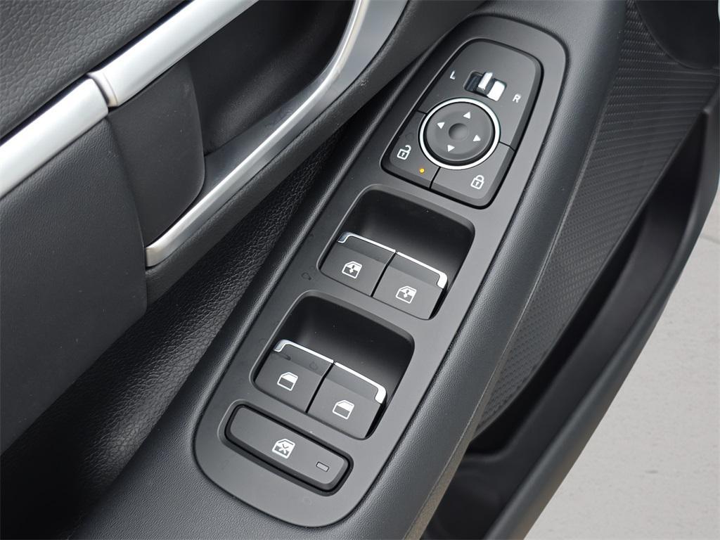 new 2025 Hyundai Sonata Hybrid car, priced at $28,996