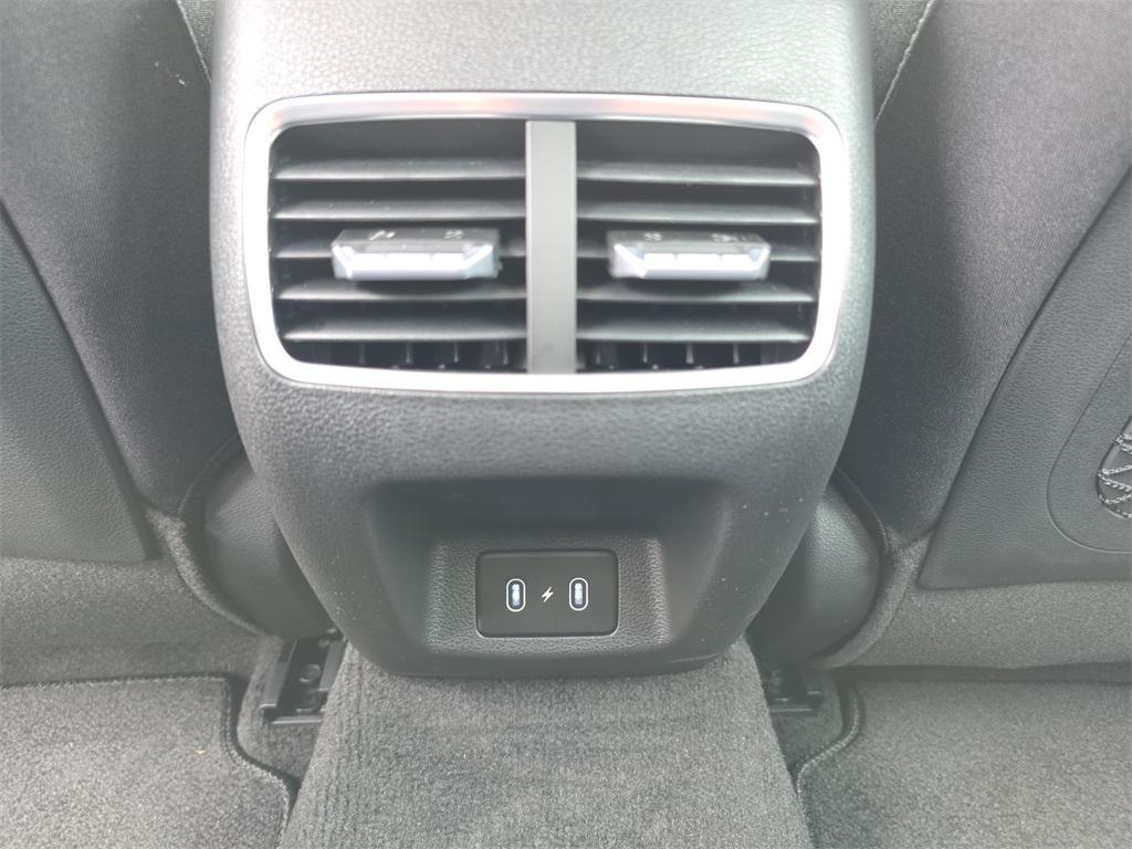 new 2025 Hyundai Sonata Hybrid car, priced at $28,996