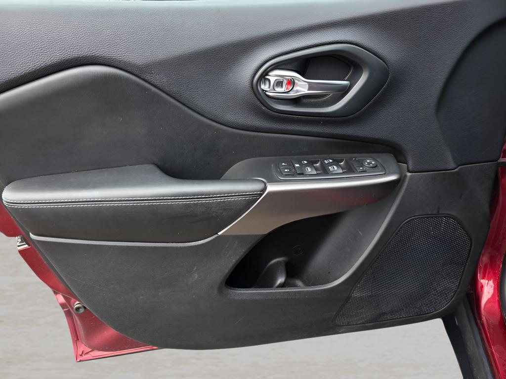 used 2019 Jeep Cherokee car, priced at $13,966