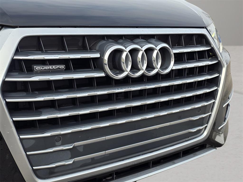 used 2017 Audi Q7 car, priced at $17,266