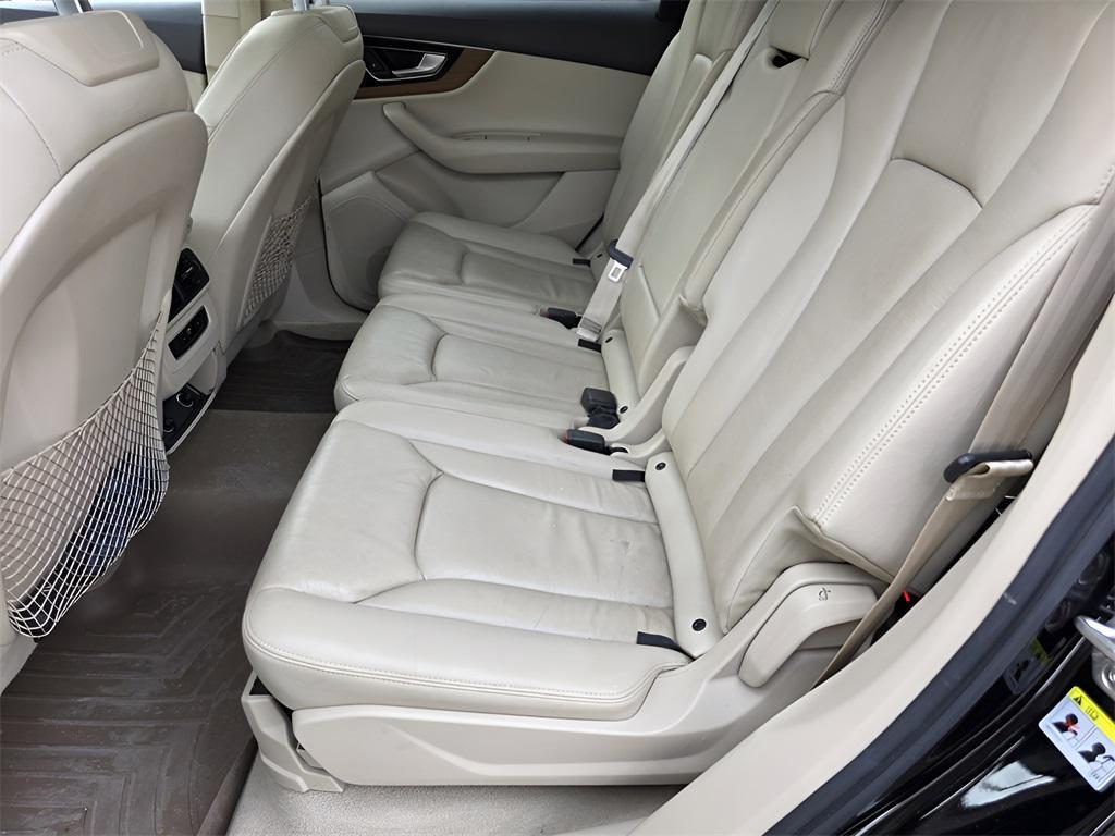 used 2017 Audi Q7 car, priced at $17,266