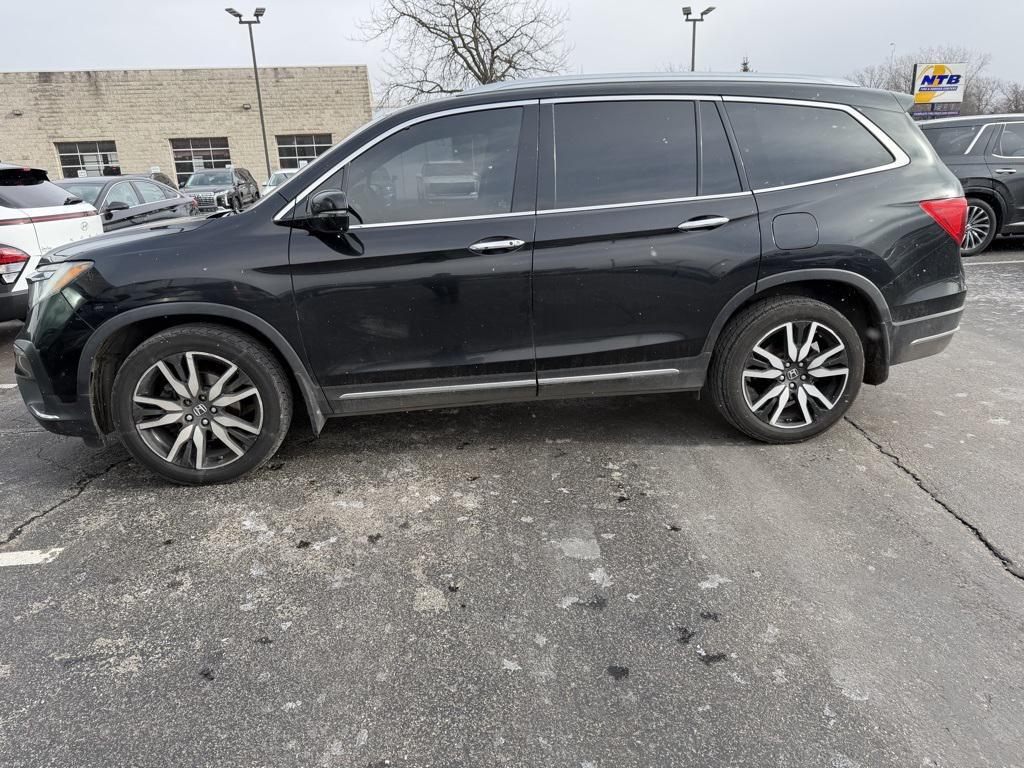 used 2019 Honda Pilot car, priced at $11,766