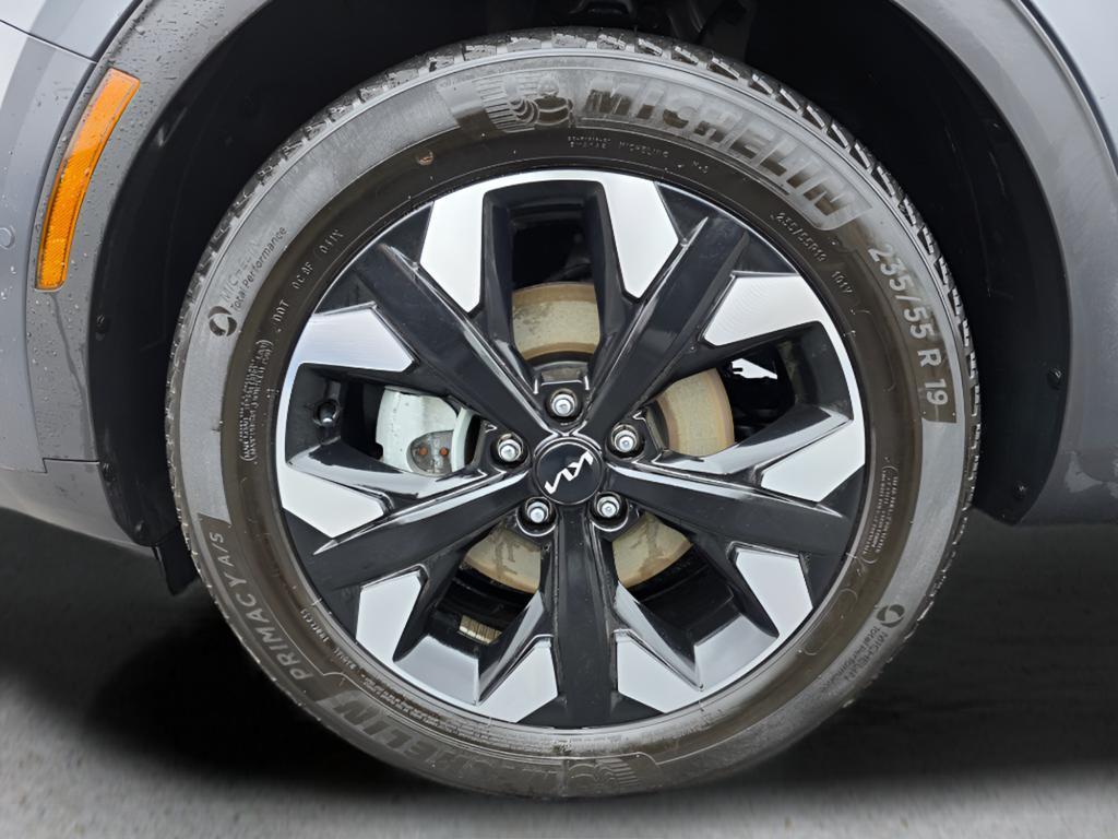 used 2024 Kia Sportage Plug-In Hybrid car, priced at $31,966