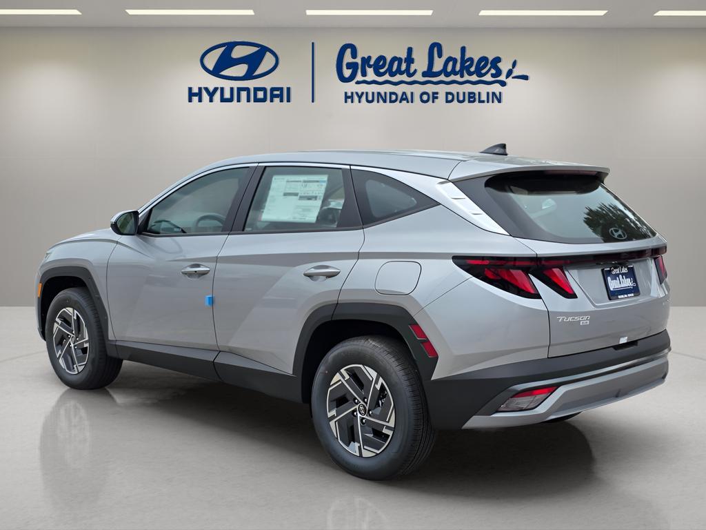 new 2026 Hyundai TUCSON Hybrid car, priced at $30,925